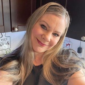 Meet your Posher, Cindy